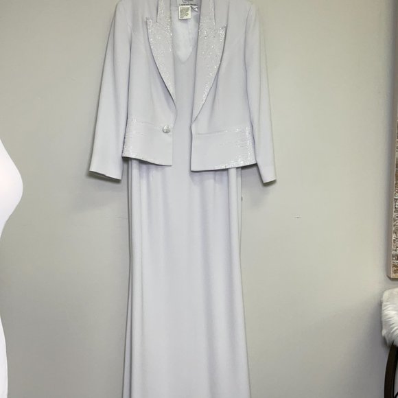 Daymor Dress Womens White Collared Jacket V Neck Long Dress Suit Size 8 - Picture 1 of 3